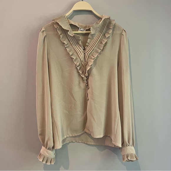 Tan size 38 ruffle blouse women’s medium - Picture 1 of 6